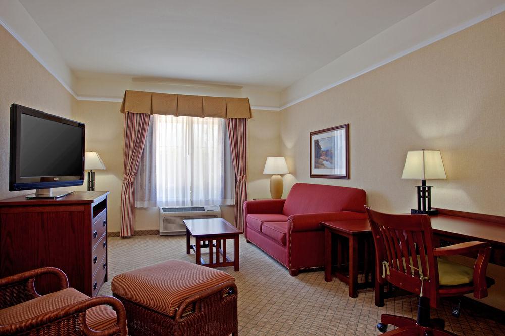 Holiday Inn Express Hotel & Suites San Dimas By Ihg Εξωτερικό φωτογραφία